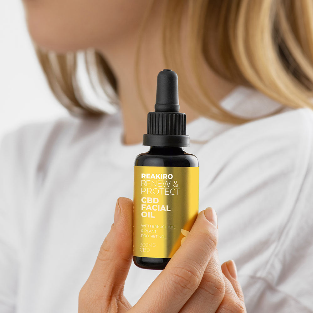 Reakiro renew protect CBD facial oil in use