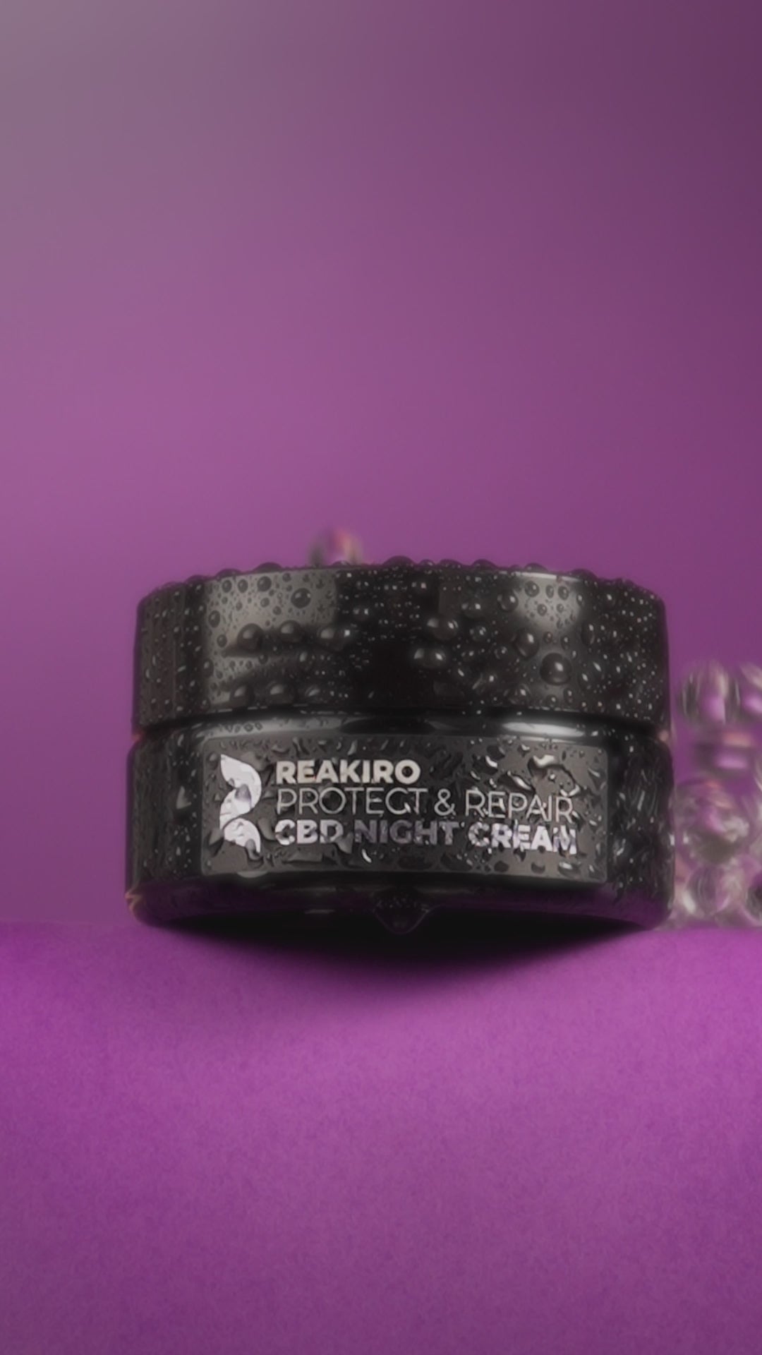 Reakiro night cream